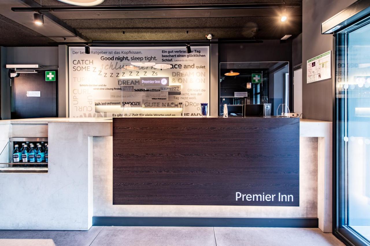 Premier Inn Heidelberg City Bahnstadt Exterior foto